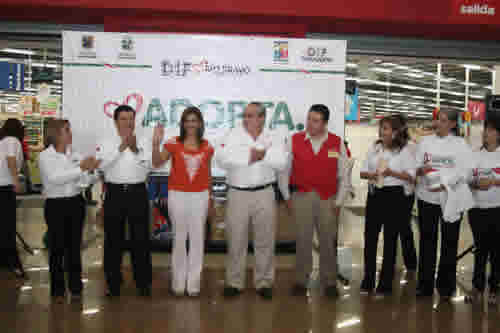 Benet da inicio a 4 Campaña de Boteo “Adopta un Abuelito”